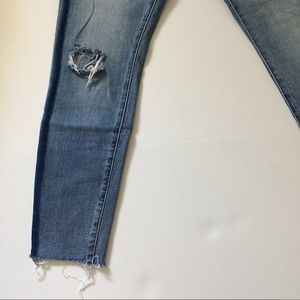 PISTOLA AUDREY MEDIUM WASH DISTRESSED SKINNY JEANS